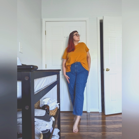 Plus size Roaman's flowy mustard yellow blouse, keyhole neck, 100% soft cotton - Picture 2 of 9